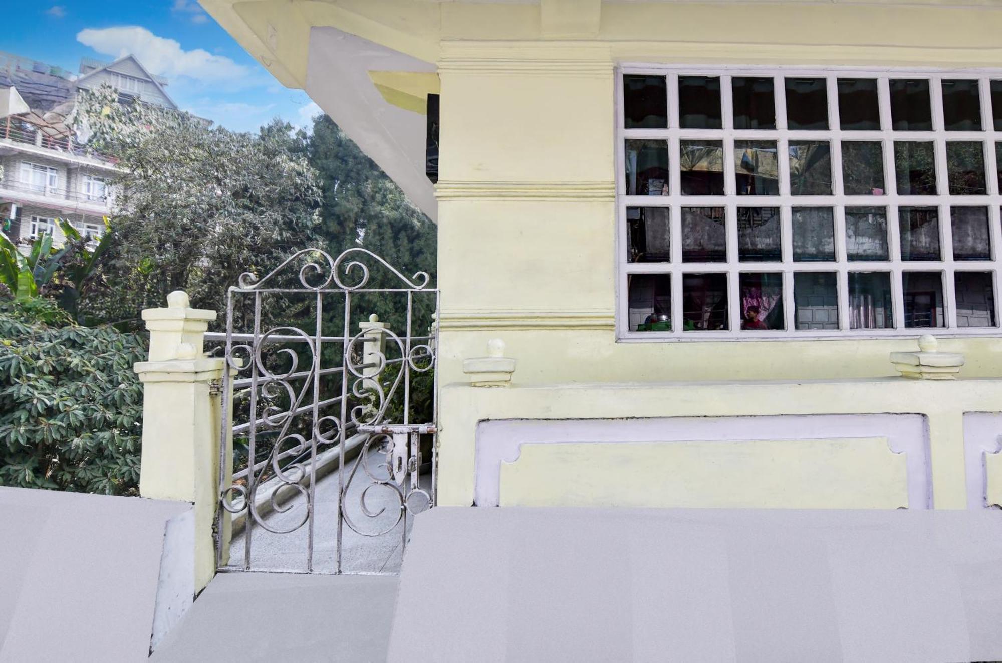 Super Hotel O Ghoom Formerly Aps Homestay Ghum Екстер'єр фото